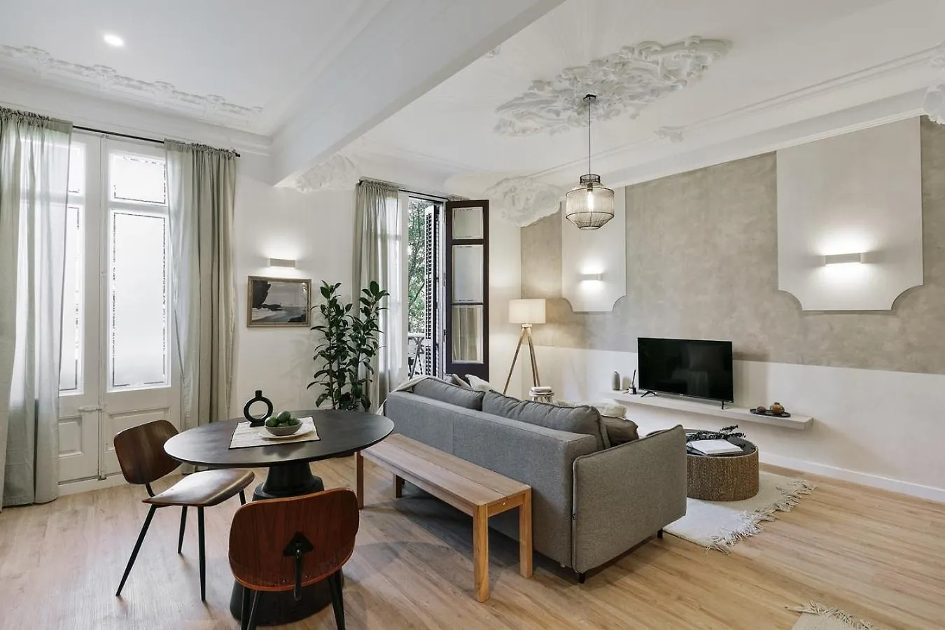 Baia - Studio And Balcony In Eixample Esquerra 바르셀로나