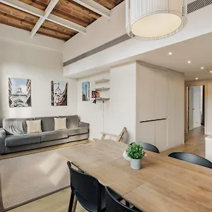 Ola Living Boqueria Апартаменты