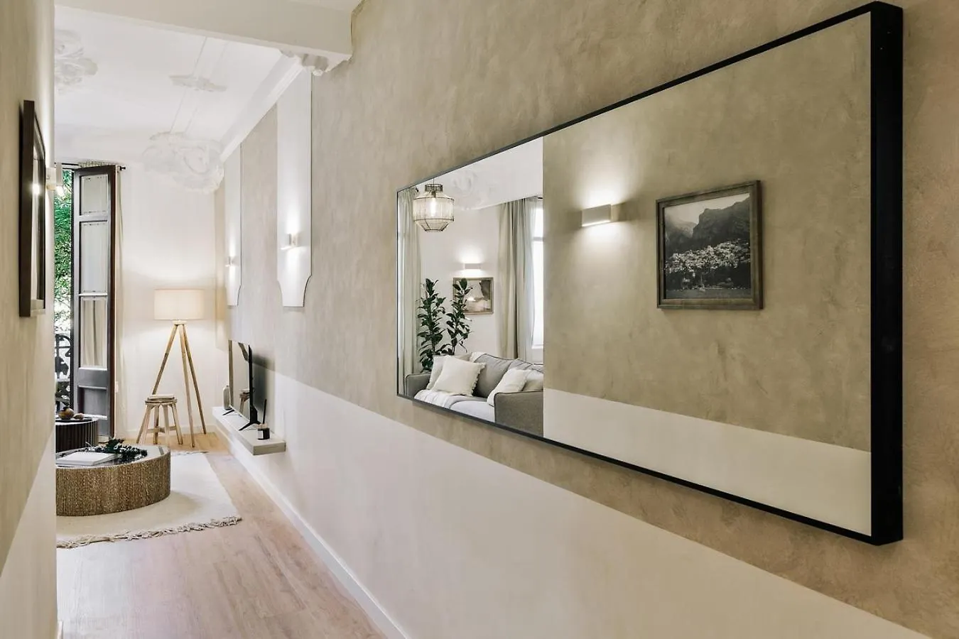 Apartment Baia - Studio And Balcony In Eixample Esquerra Barcelona